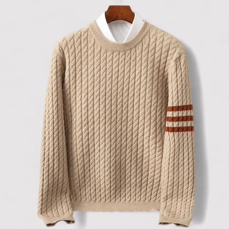 Cable knit wool sweater for men in winter