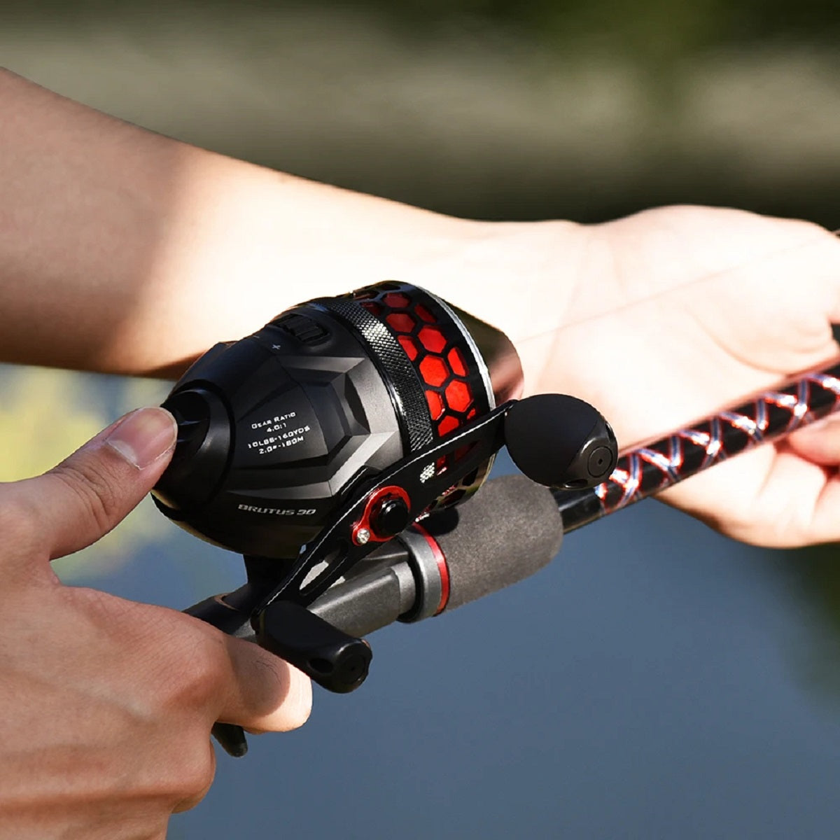 AquaSpin Easy-Cast No-Rust Fishing Reel